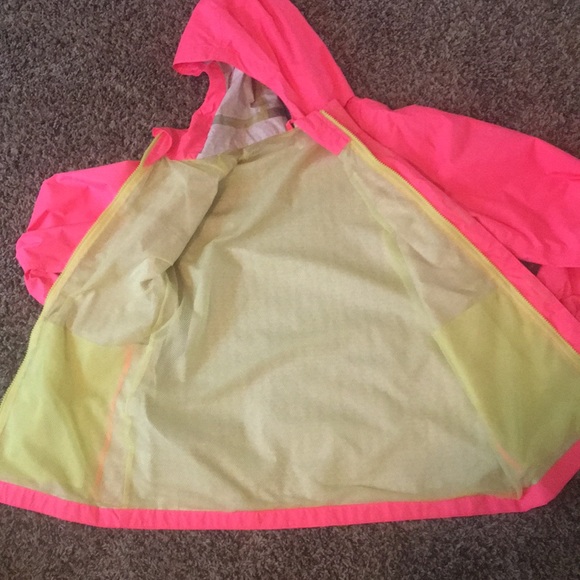 North Face rain jacket - Picture 2 of 2